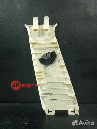 Обшивка центральной стойки правая Bmw 3 E90 N43B20