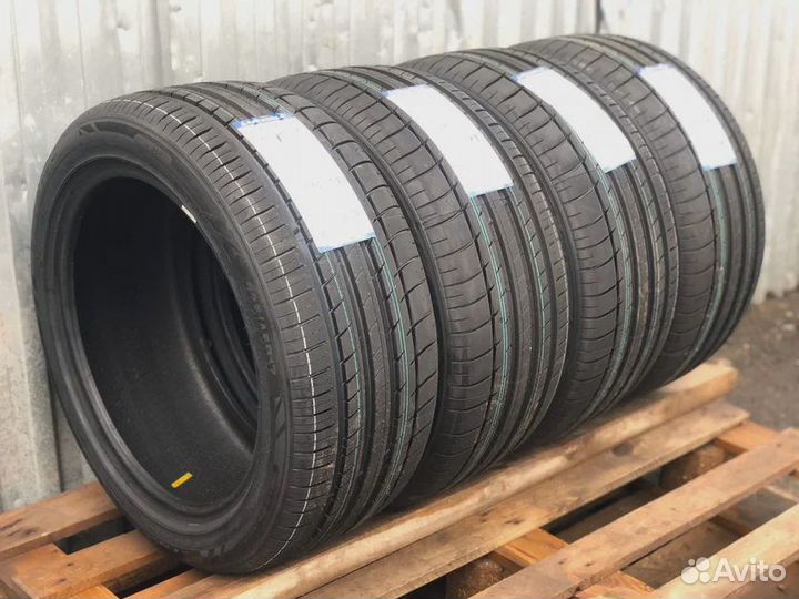 Triangle TH201 245/30 R20