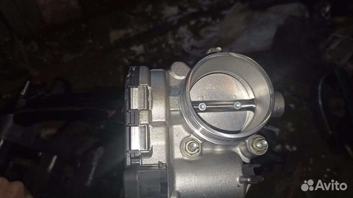 Впускной коллектор с электродроселем ваз