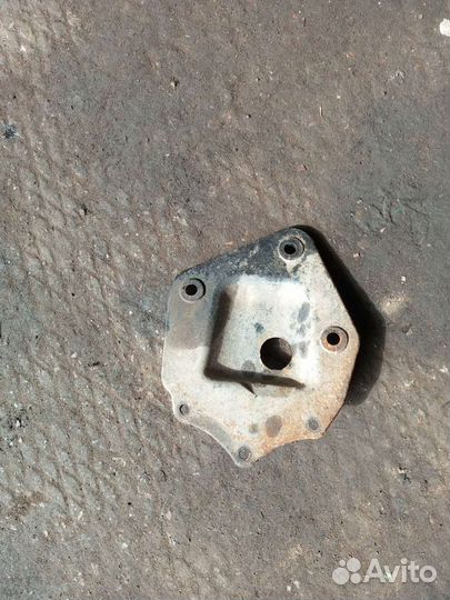 Кронштейн Гура ZF газель бизнес