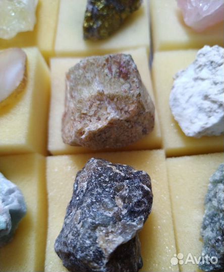 Коллекция минералов и горных пород