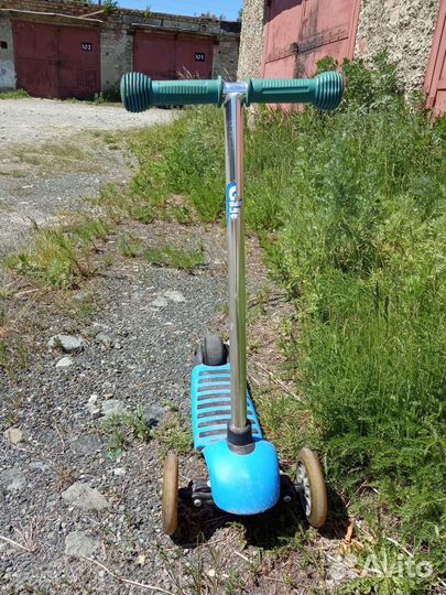 Самокат Glider Deluxe