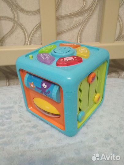 Интерактивный кубик BabyGo