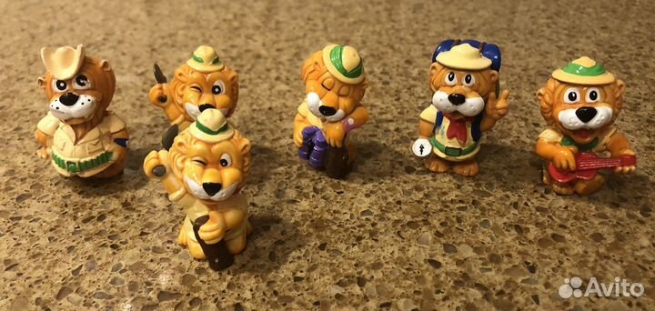 Киндер сюрприз Львята