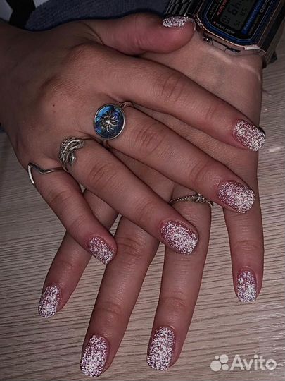 Маникюр на дому