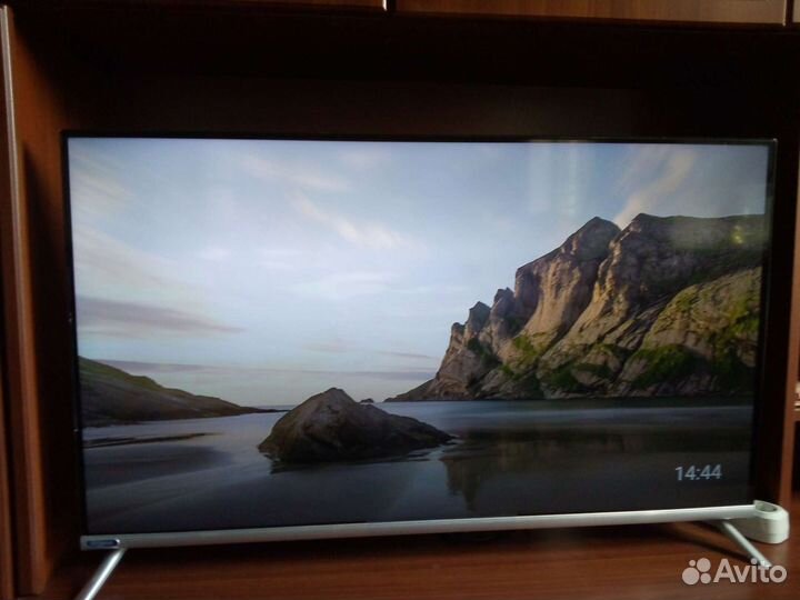 Телевизор ЖК