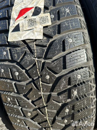 Bridgestone Blizzak Spike-02 SUV 265/60 R18