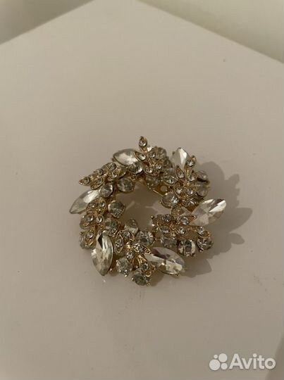 Брошь бижутерия
