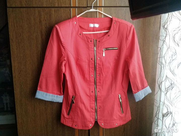 Ветровка на девочку