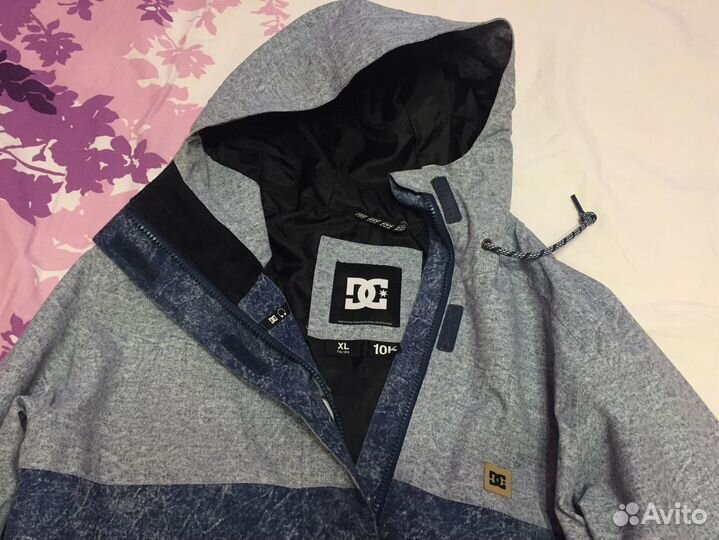 Сноубордическая куртка