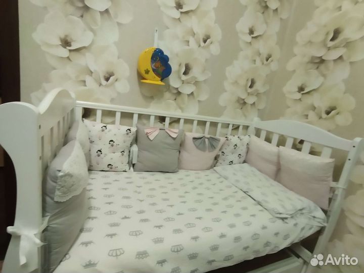 Бортики в кроватку для девочки