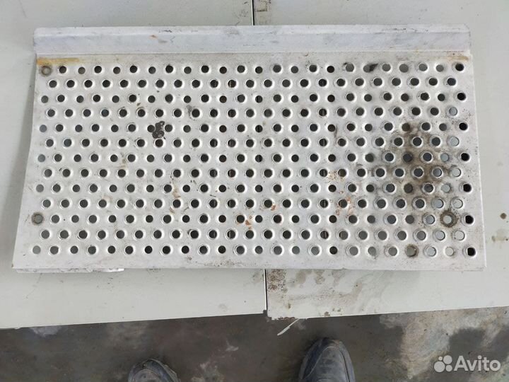 1791920 Б /У Трап XF105 (DAF)