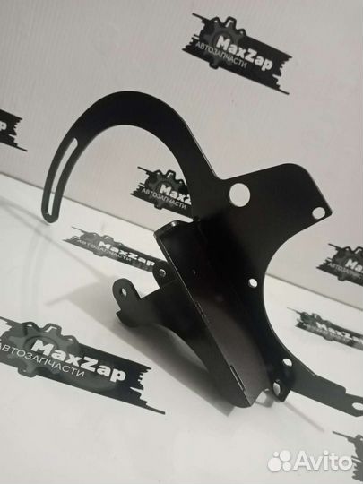 Кронштейн переноса генератора нива