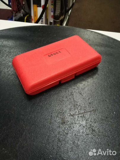 Набор плашек для резьбы Force 8пр