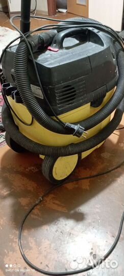 Моющий пылесос Karcher