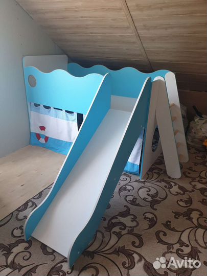 Детская кровать чердак