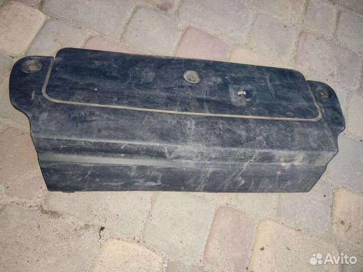Land Rover Range Rover 4 Накладка заднего бампера