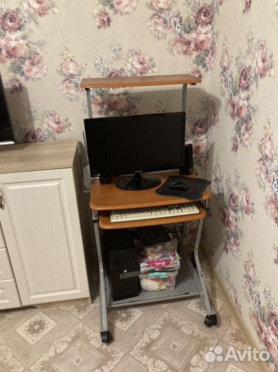 Компьютерный стол бу