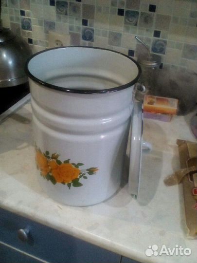 Бидон для продуктов