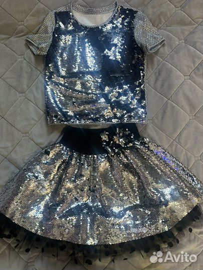 Костюм в паетках 110-116