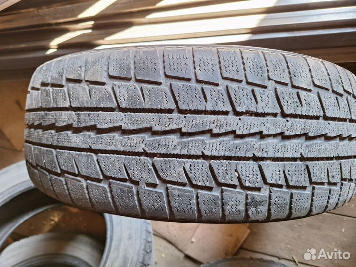 Dunlop Graspic DS2 215/60 R16.5