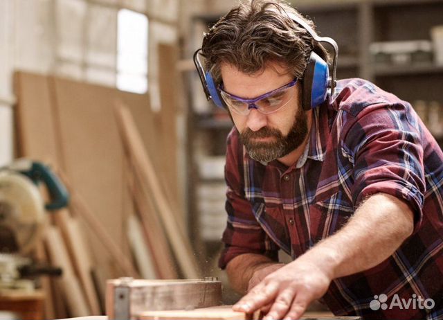 Разнорабочий на распил в Леруа с обучением