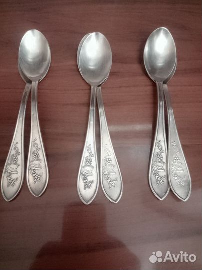 Столовые вилки, ложки, ножи, из мельхиора СССР