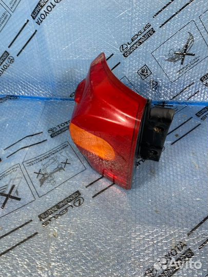 Фонарь задний левый Toyota Land Cruiser 200 2012