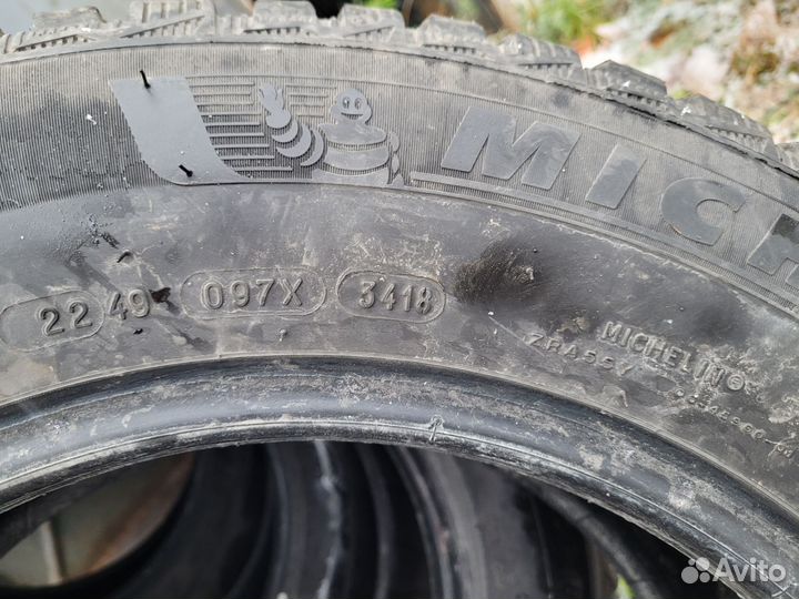 Michelin X-Ice North 4 215/60 R16 90T