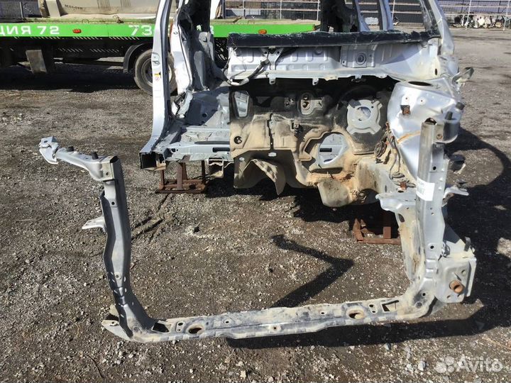 Панель передняя Toyota Highlander (U40) 2007-2013 5320148908