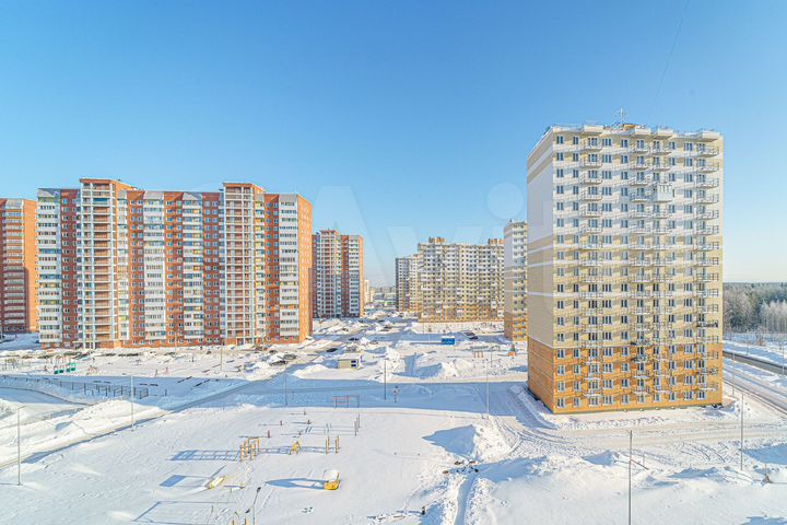 2-к. квартира, 50,2 м², 10/17 эт.
