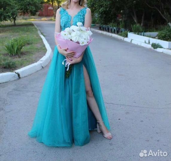 Вечернее платье