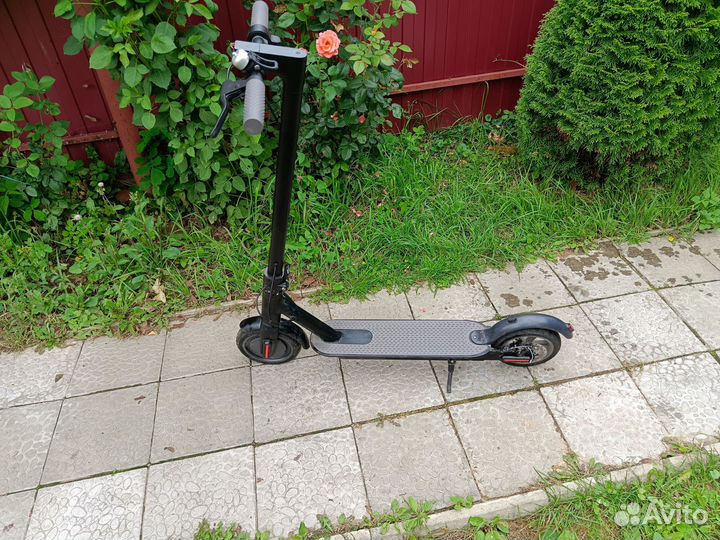 Продам электросамокат