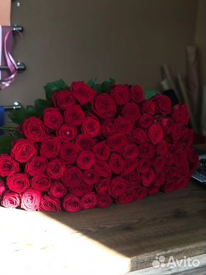 Розы премиум с крупным бутоном