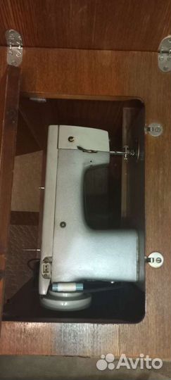 Швейная машинка чайка 3