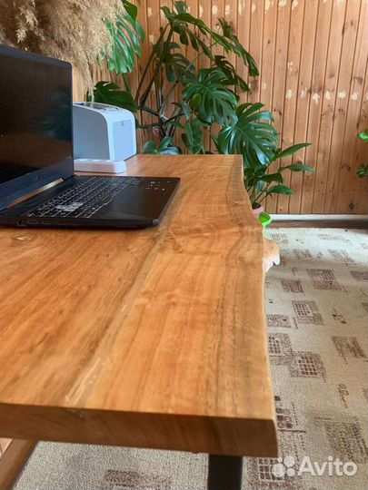 Письменный стол лофт из австралийского эвкалипта