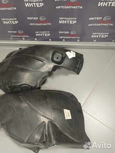 Подкрылок передн крыла лев перед + задн часть