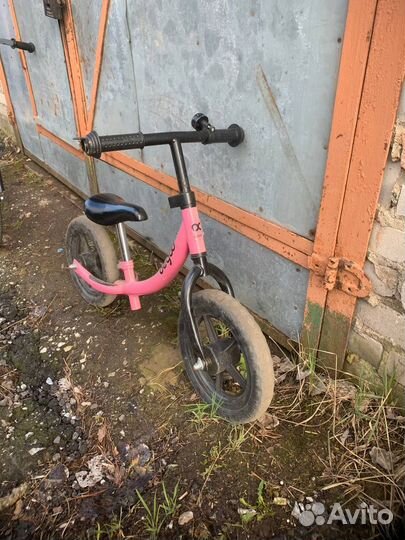 Продам беговел