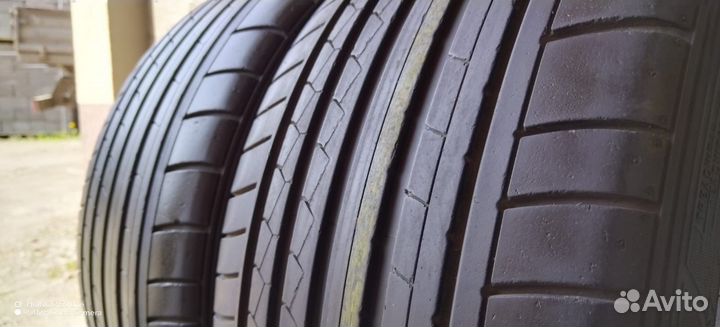 Dunlop SP Sport Maxx GT 275/40 R20