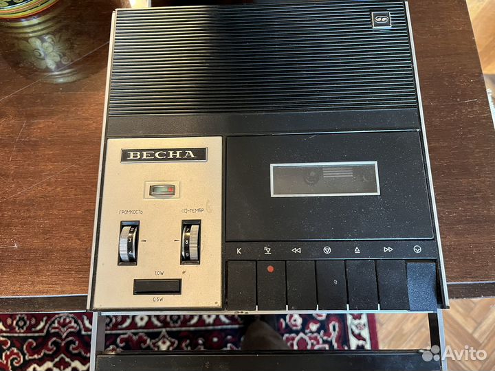 Кассетный магнитофон весна 305
