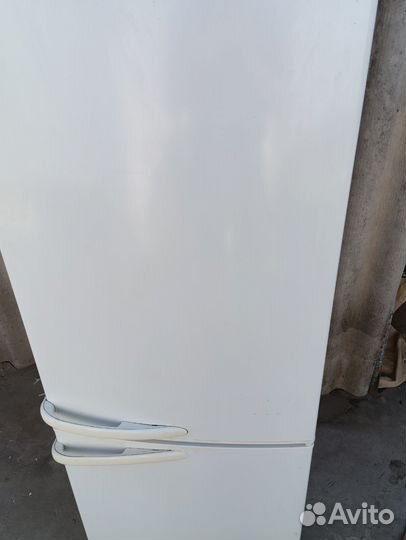 Холодильник