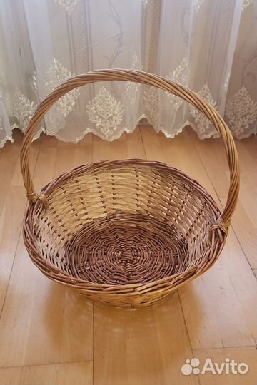 Корзина плетеная большая