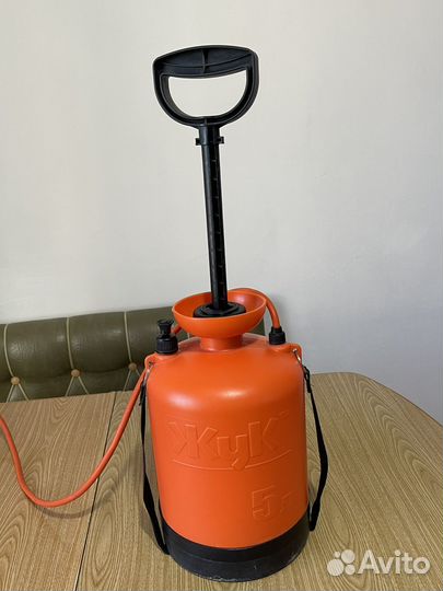 Пульвизатор Жук 5 литров