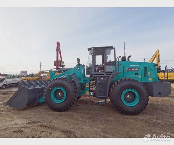 Фронтальный погрузчик SUNWARD SL61W, 2023