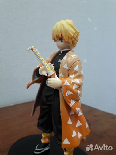 Фигурка Зеницу из аниме крд