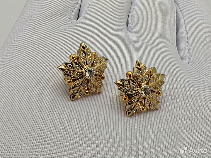 Золотые Серьги 750 пробы с бриллиантами. Рассрочка