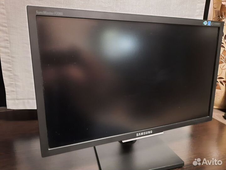 Продам монитор 20 