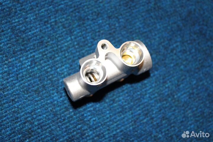 Термостат радиатора АКПП Туарег 7L, Audi Q7 (4LB)