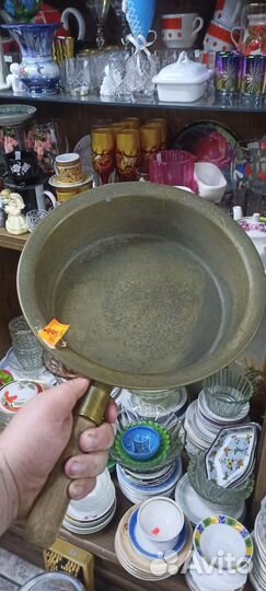 Старинный латунный таз для варки варенья