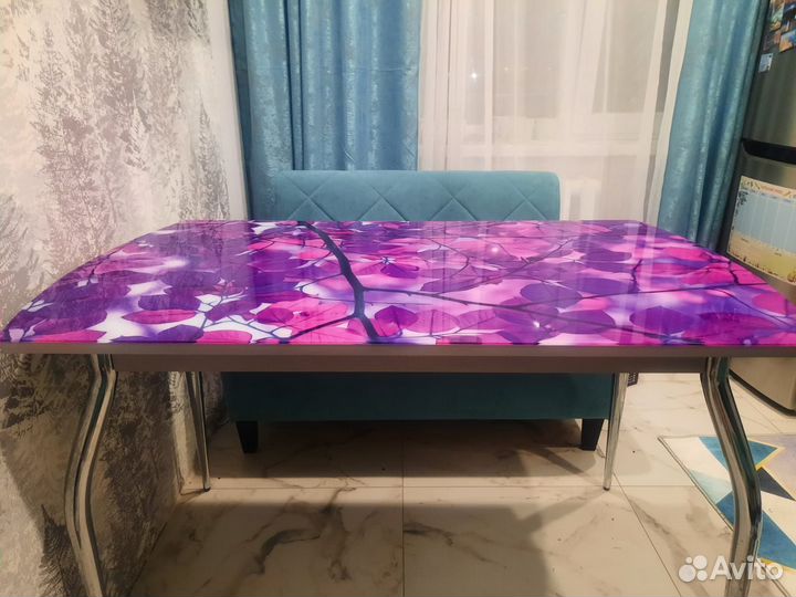 Кухонный стол